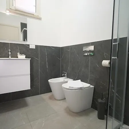 Design Nel Cuore Di Διαμέρισμα Ραβένα