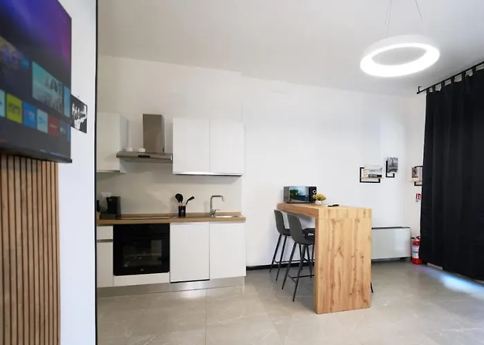 Design Nel Cuore Di Διαμέρισμα Ραβένα